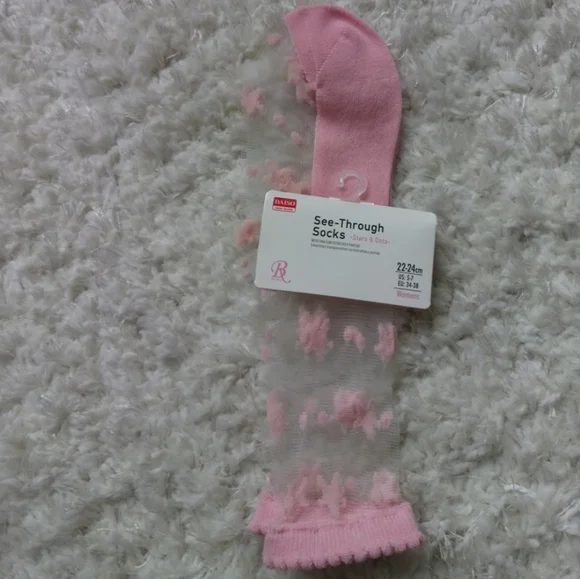 Daiso Pink Star See-Through Socks - Picture 4 of 5